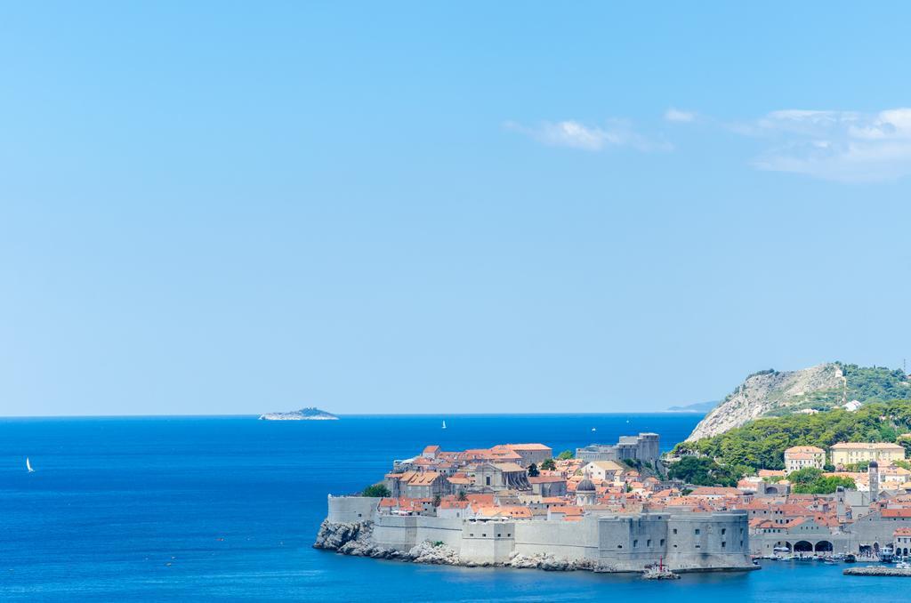 Shining Star Dubrovnik